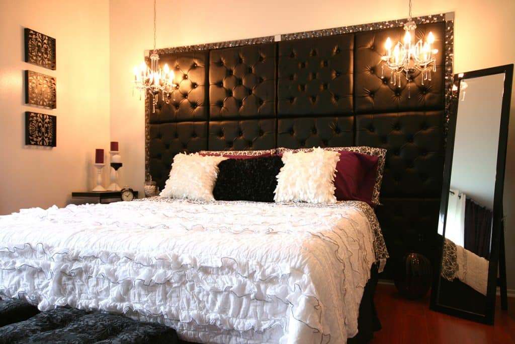 Cabecero de Cama con Paneles Decorativos 3D — Lifestyle panels by PanelPiedra®
