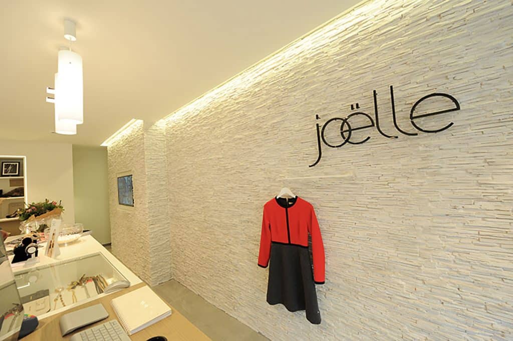 Comercio de moda con Paneles de Piedra — stone-effect panels by PanelPiedra®