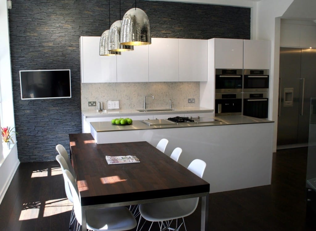 Decorar una cocina con paneles de piedra — stone-effect panels by PanelPiedra®