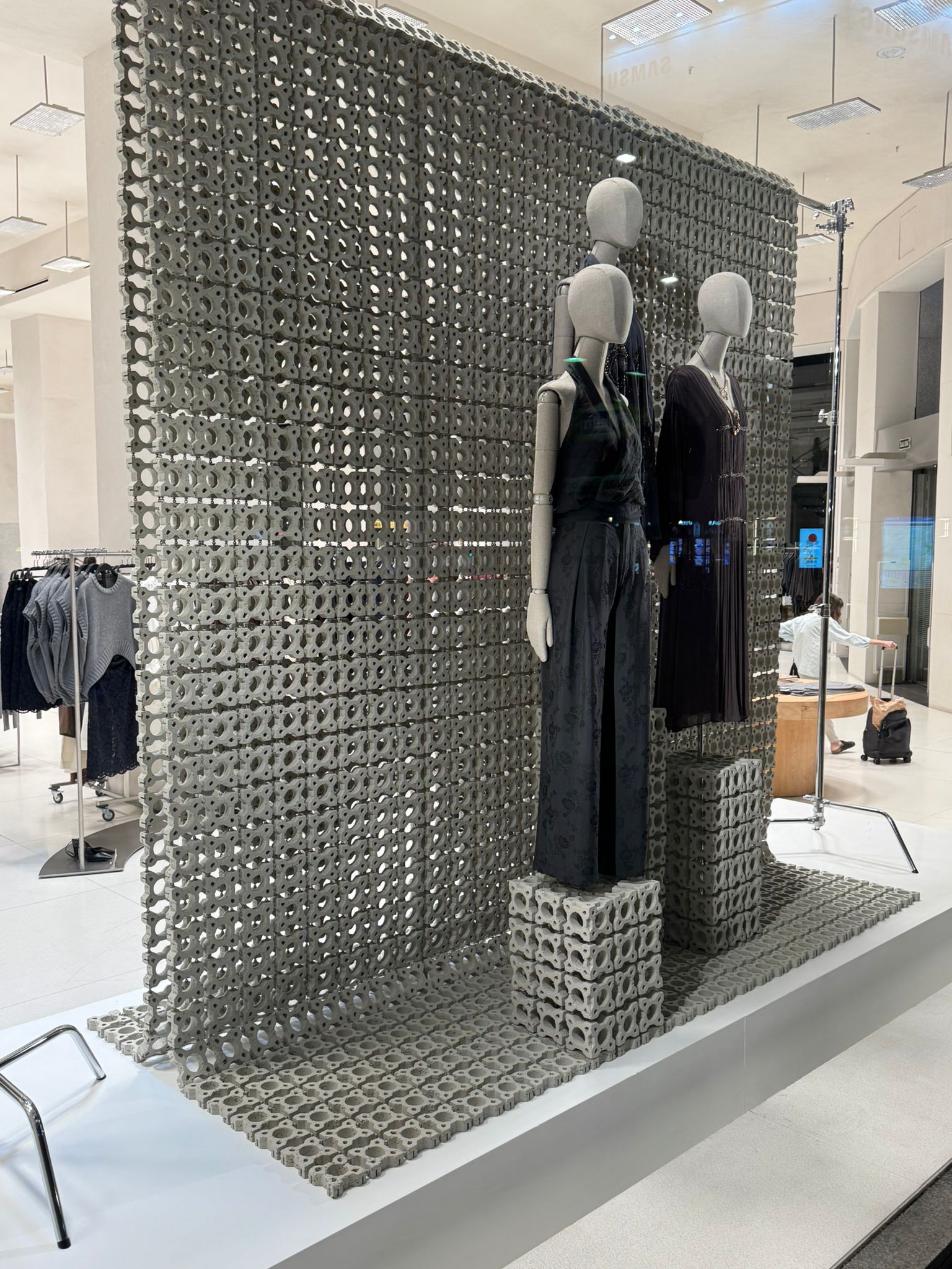 Proyecto a medida para ZARA Celosía &mdash; paneles decorativos PanelPiedra&reg;