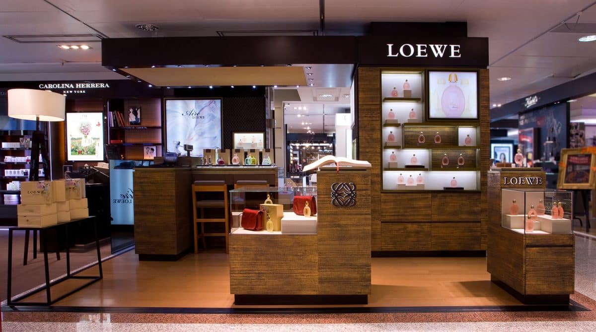 Proyecto a medida para LOEWE Perfumes &mdash; paneles decorativos PanelPiedra&reg;