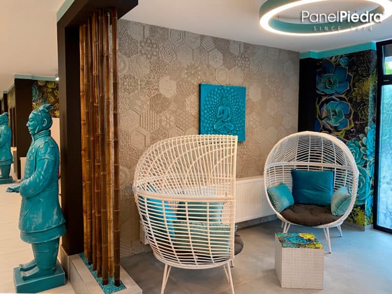 Decorar con panel imitación cemento  hexagonal en un Spa
