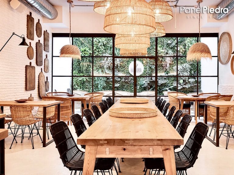 Instalación en el restaurante con Paneles imitación Ladrillo