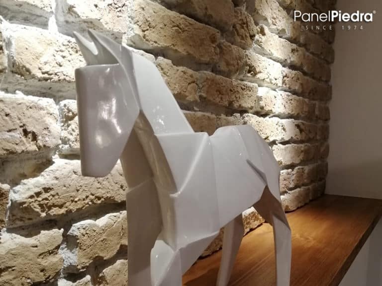 Una Vivienda con Paneles Imitación Ladrillo