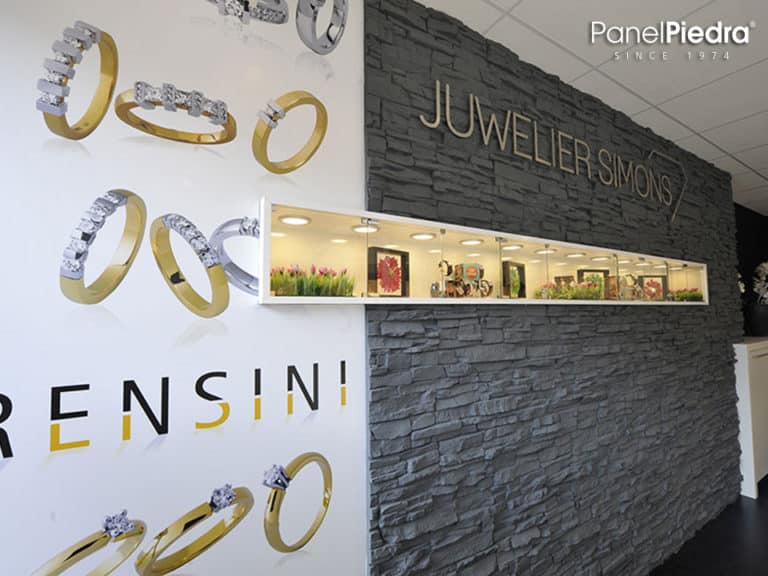 Paneles de Piedra en una Joyería