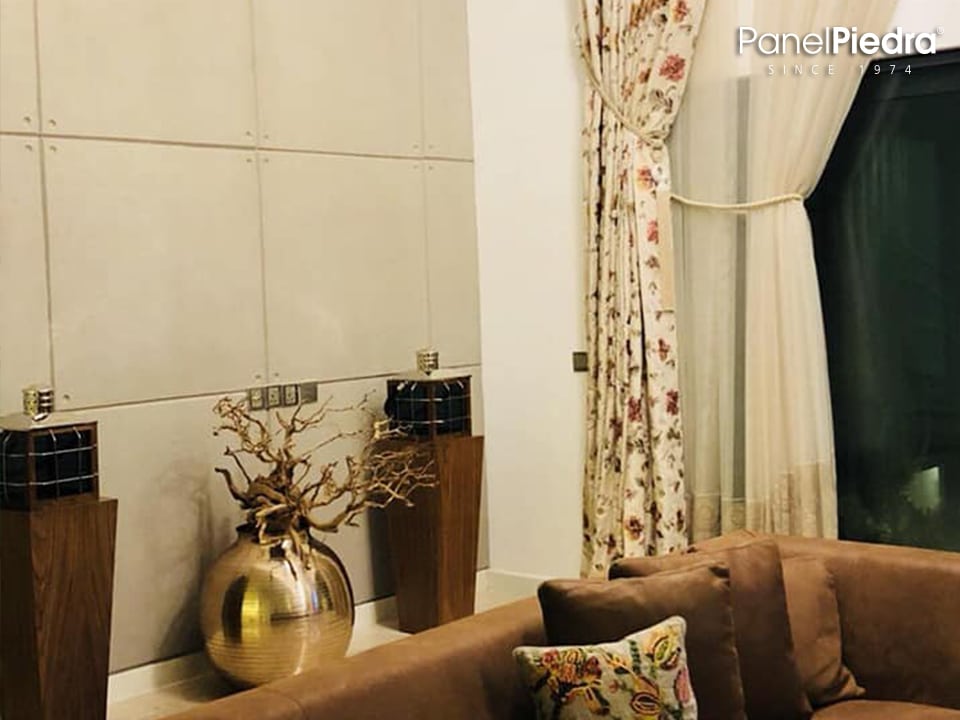 Vivienda con Paneles imitación Cemento 