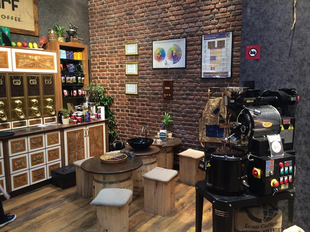 Decoración Shop Coffee con paneles imitación  ladrillo — brick-effect panels by PanelPiedra®