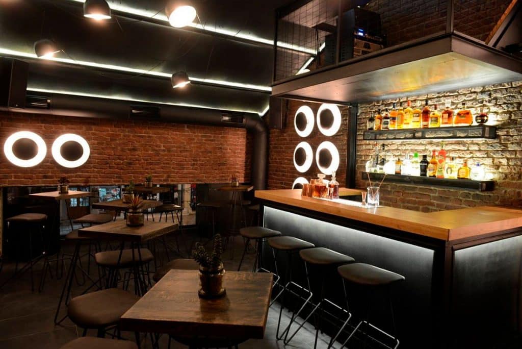 Decorar Cafetería Pastelería con paneles de ladrillo rústico — brick-effect panels by PanelPiedra®