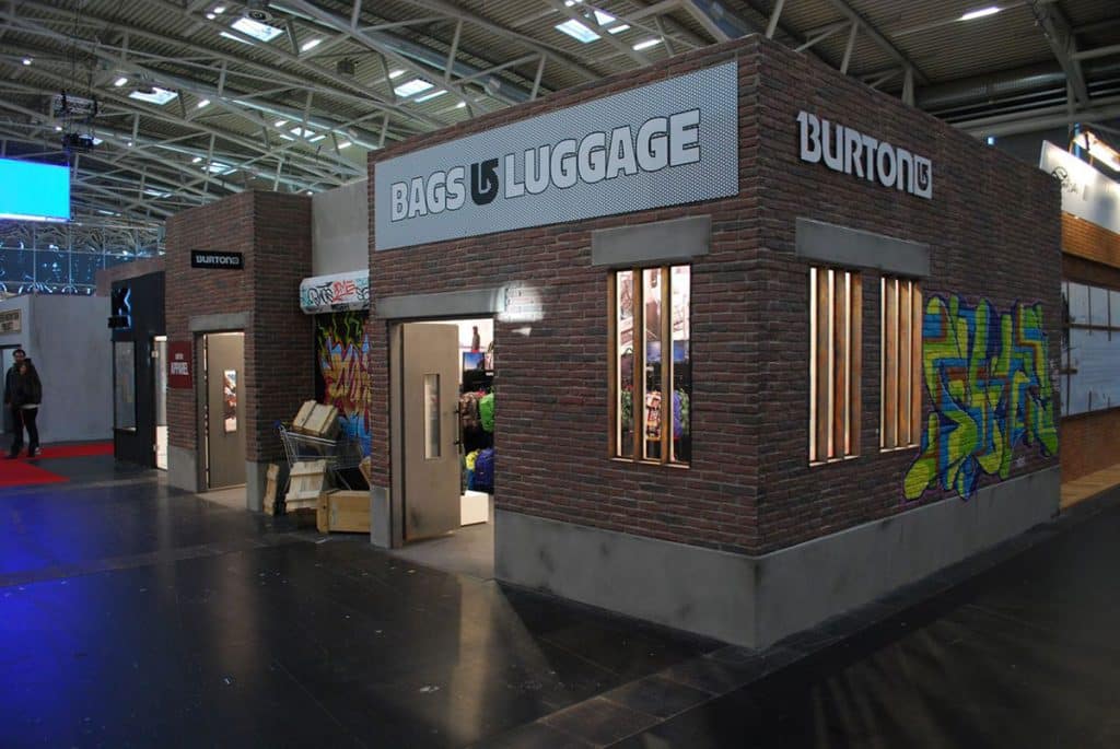Stand de Feria realizado con Paneles Imitación ladrillo — brick-effect panels by PanelPiedra®